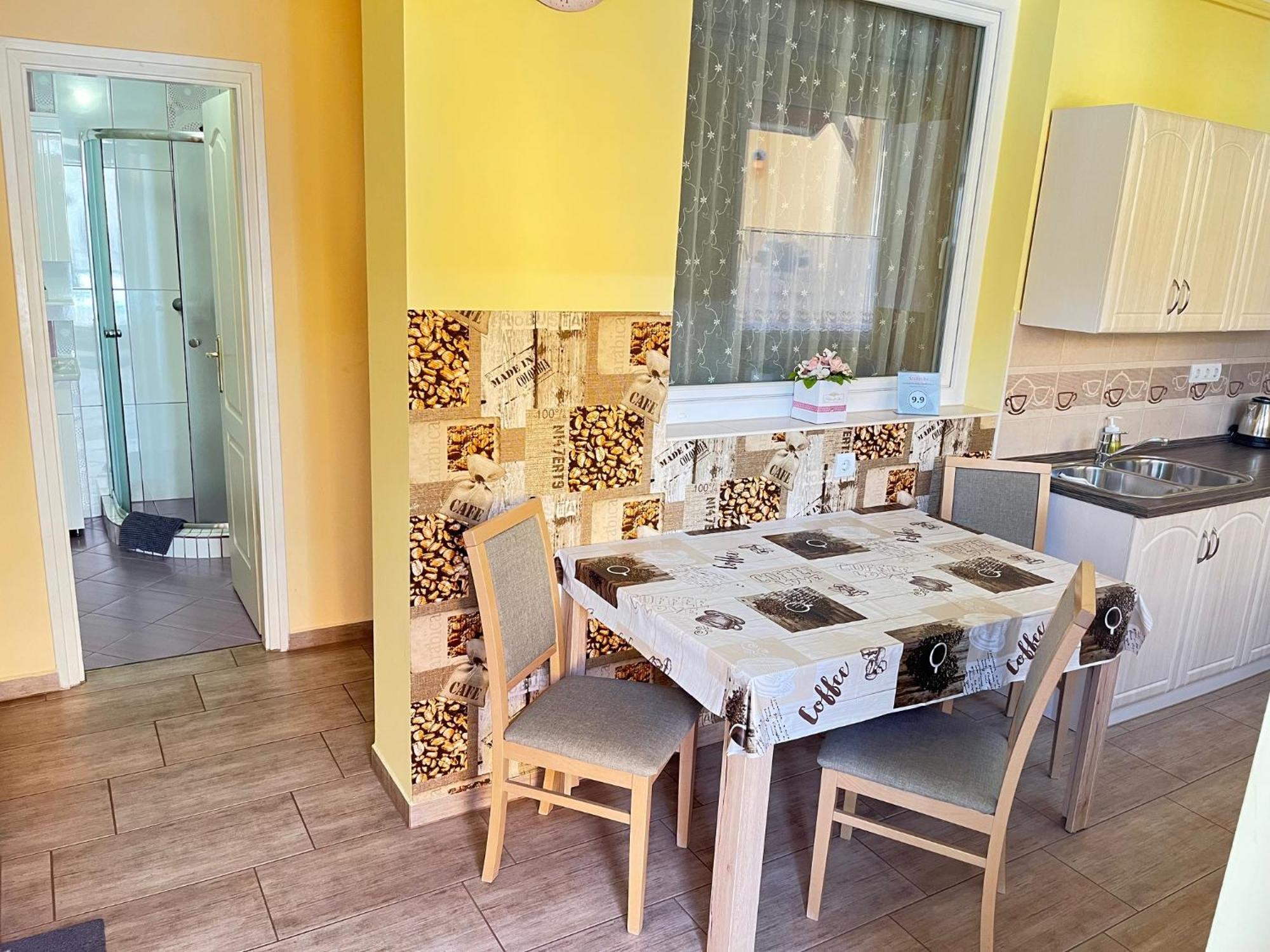 Gesztenye Apartman Makó 외부 사진