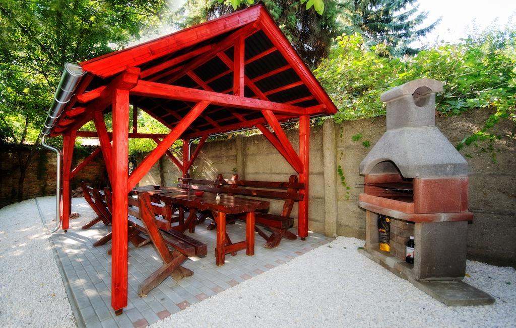 Gesztenye Apartman Makó 외부 사진
